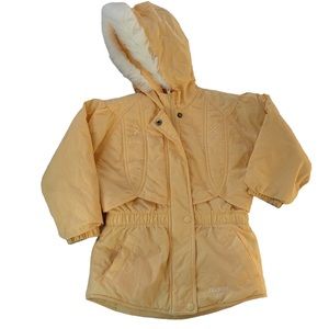 OshKosh B’gosh canary yellow winter coat with faux fur. Size 5/6.